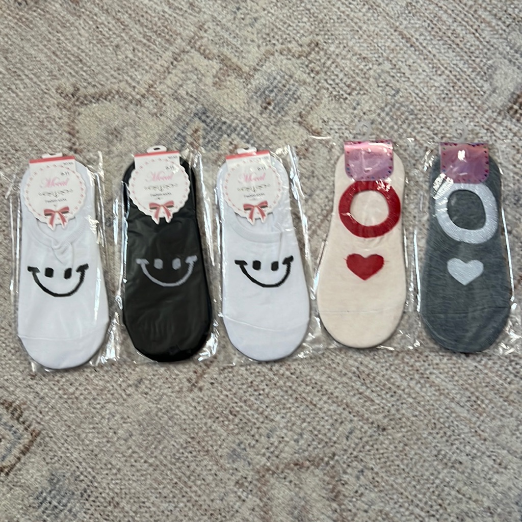 Socks, Set A Five.